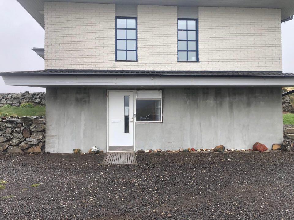 Þverhamar Hostel room 1